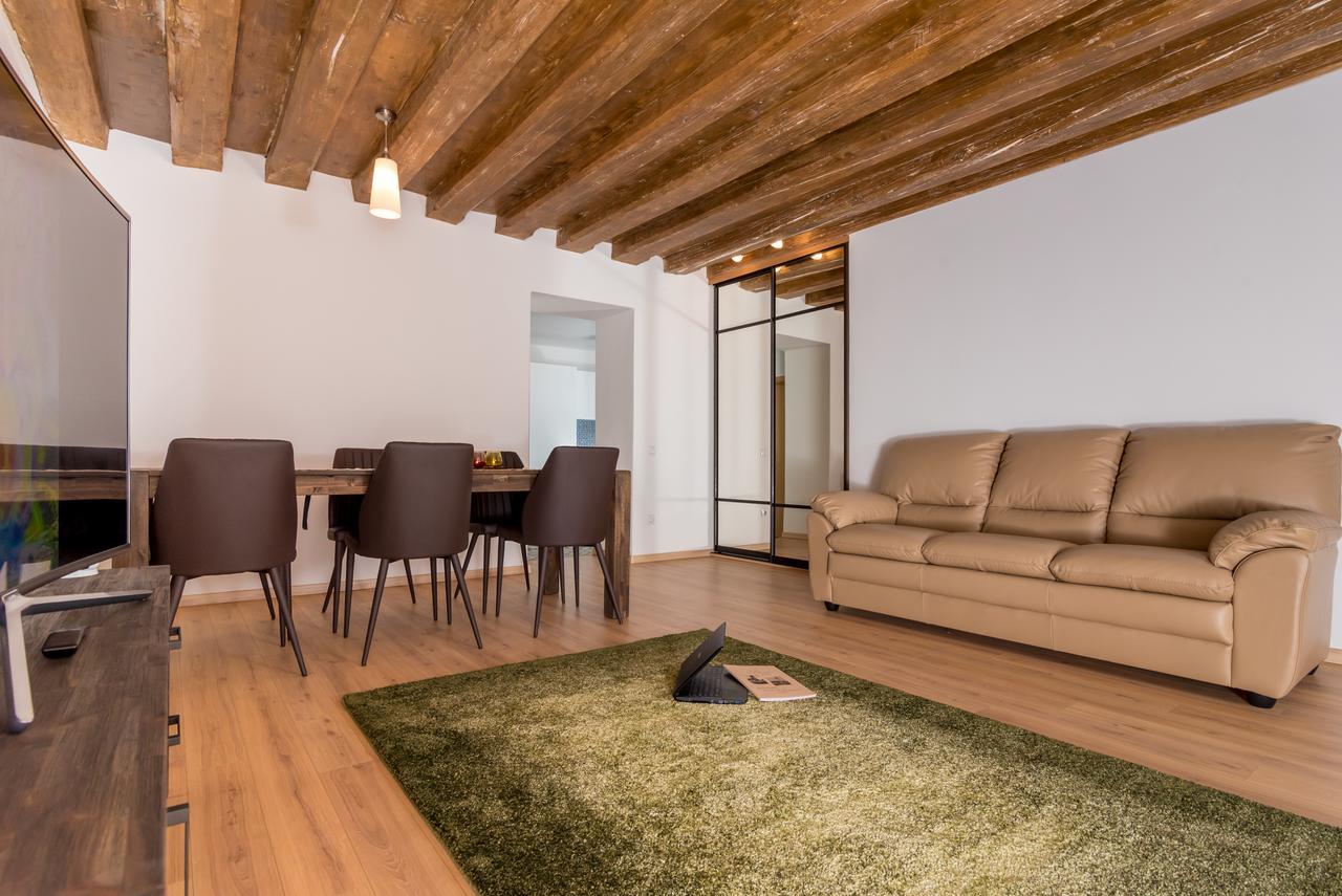 Casa Nicolae Luxury Suites Sibiu Exteriér fotografie